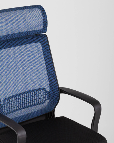 Кресло офисное TopChairs Style голубое. Фото №10