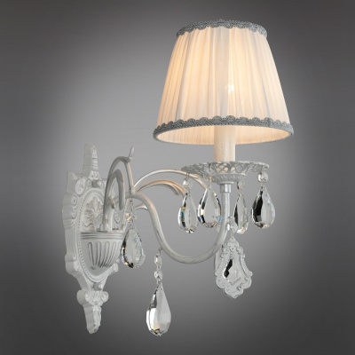 Бра Omnilux Cremona OML-60811-01 фото Бра Omnilux Cremona OML-60811-01. Фото №2