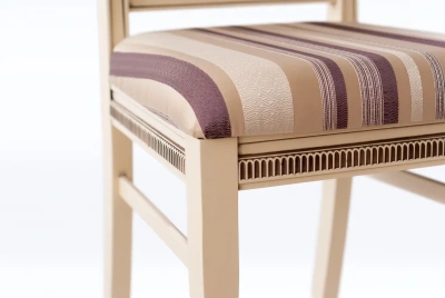 Стул Фаворит 5 эмаль тк.2(Молдинг). Фото