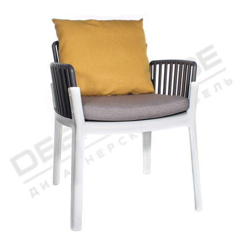 Стул Майями с подлокотниками и подушками. Фото №1